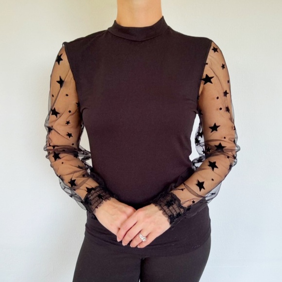 New York & Company black high neck sheer mesh star sleeve top size small - Picture 2 of 16